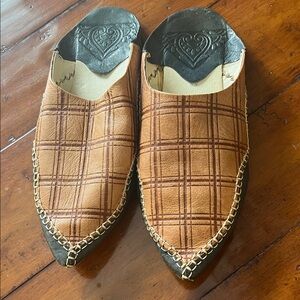 Handmade genuine MOROCCAN Leather Women's Slippers ONLY worn INSIDE THE HOME